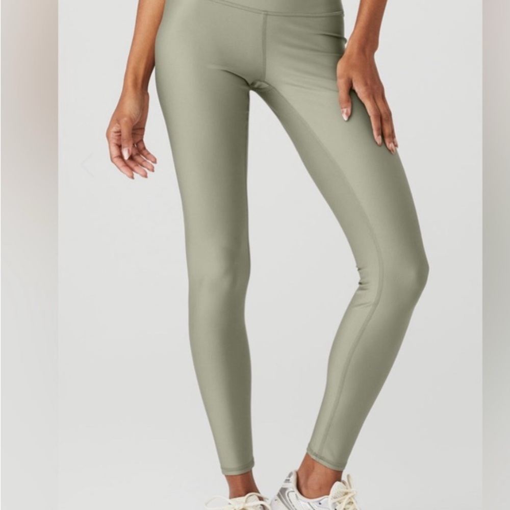 ALO Yoga Airlift Limestone Leggings
